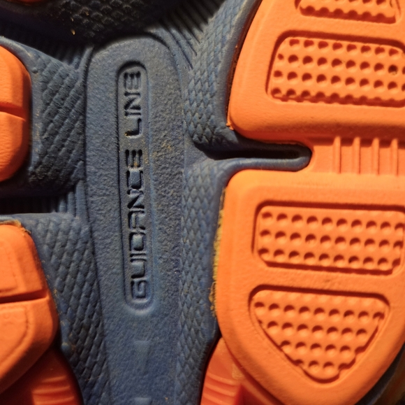 Asics Womens gel cumulus size 7.5 plus gift included - Picture 4 of 7